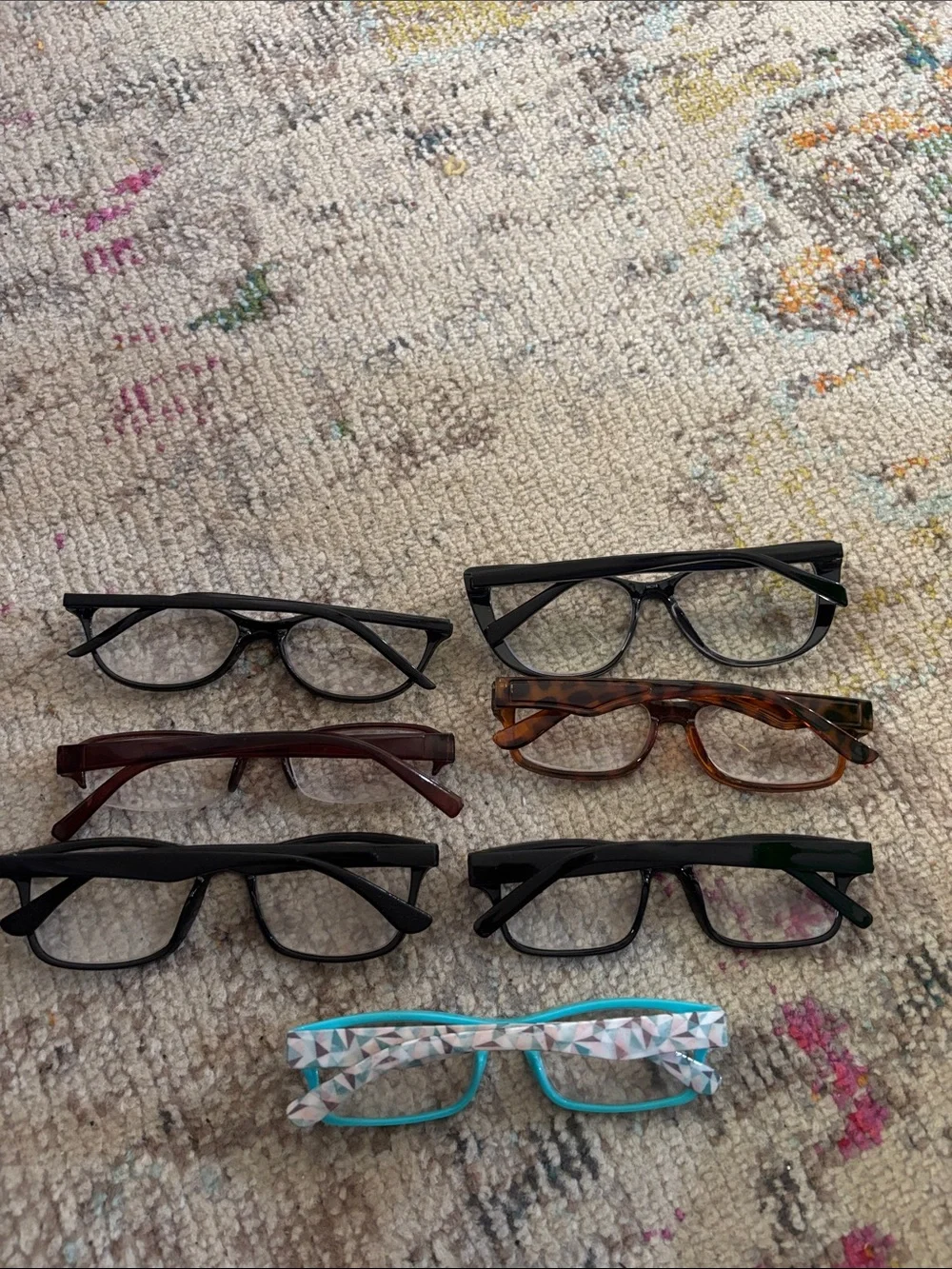 Lot of 7 glasses